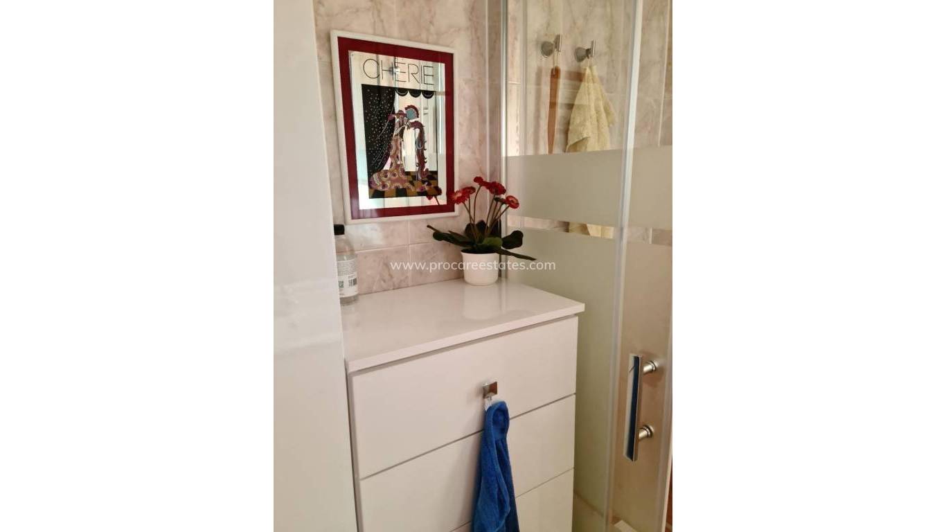 Resale - Apartment - Torrevieja - La Siesta - El Salado - Torreta