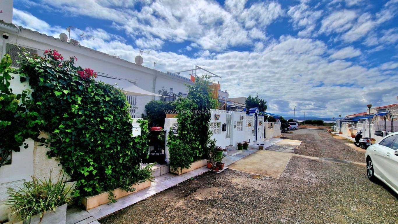 Resale - Apartment - Torrevieja - La Siesta - El Salado - Torreta