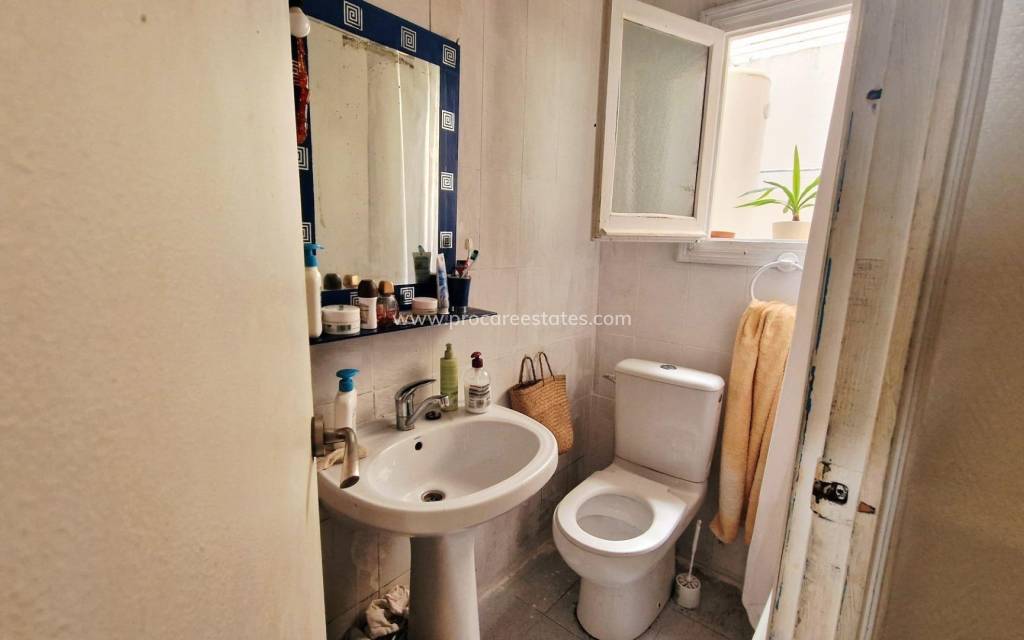 Resale - Apartment - Torrevieja - La Siesta - El Salado - Torreta