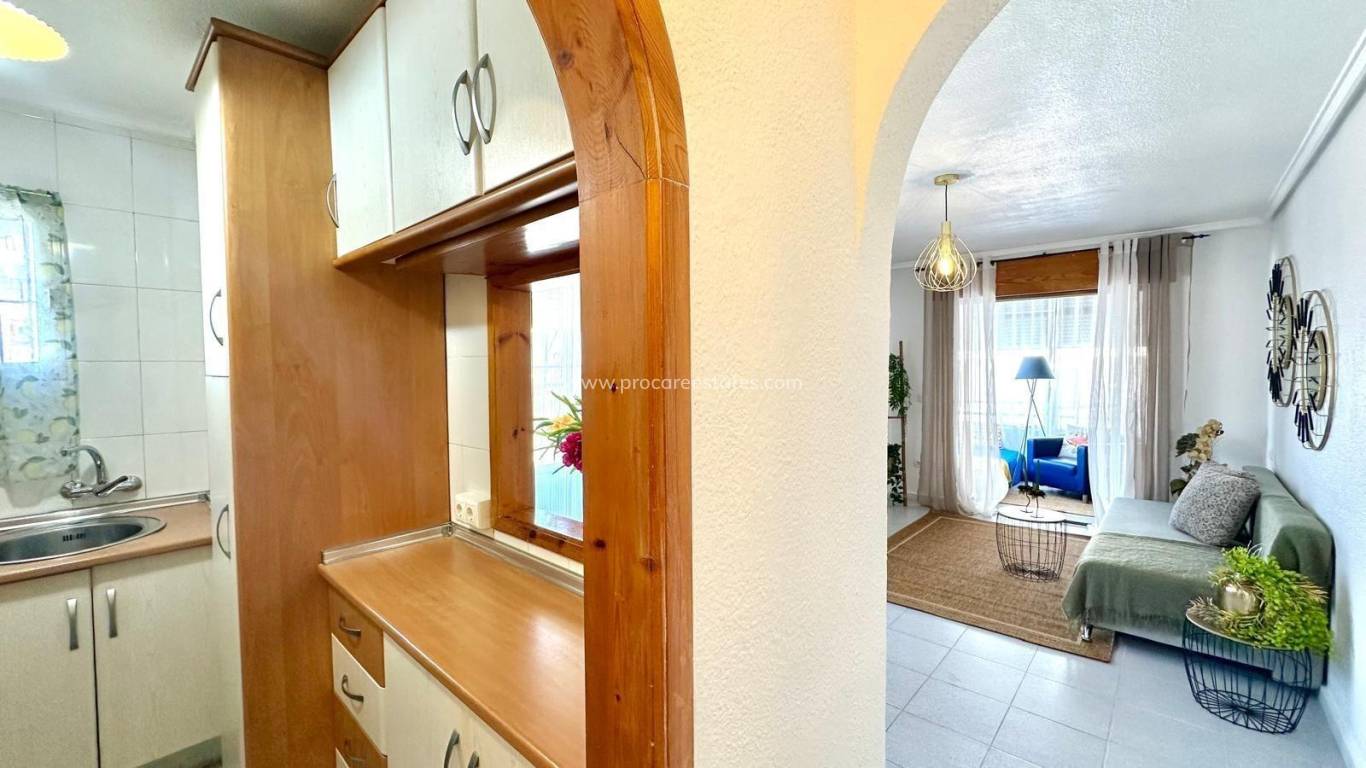 Resale - Apartment - Torrevieja - La Siesta - El Salado - Torreta