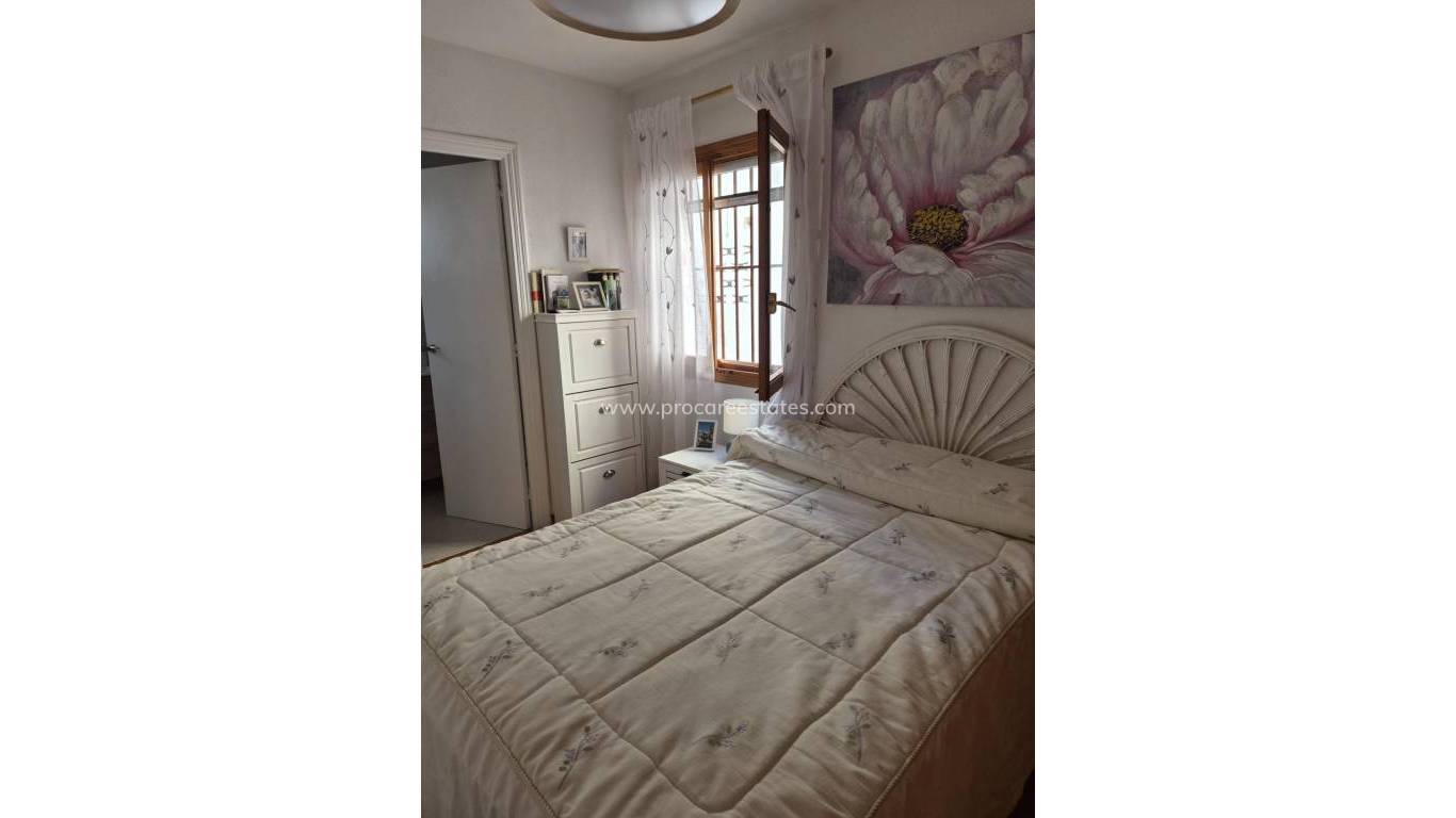 Resale - Apartment - Torrevieja - La Siesta - El Salado - Torreta