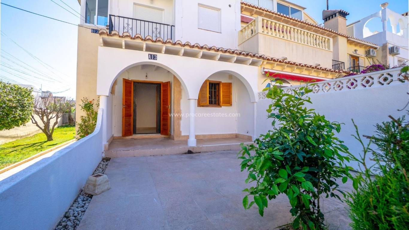 Resale - Apartment - Torrevieja - La Siesta - El Salado - Torreta