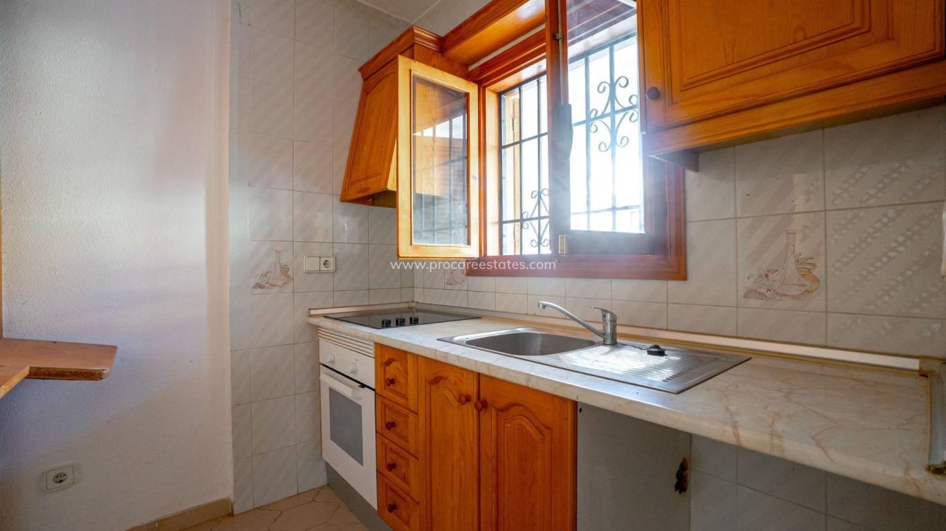Resale - Apartment - Torrevieja - La Siesta - El Salado - Torreta