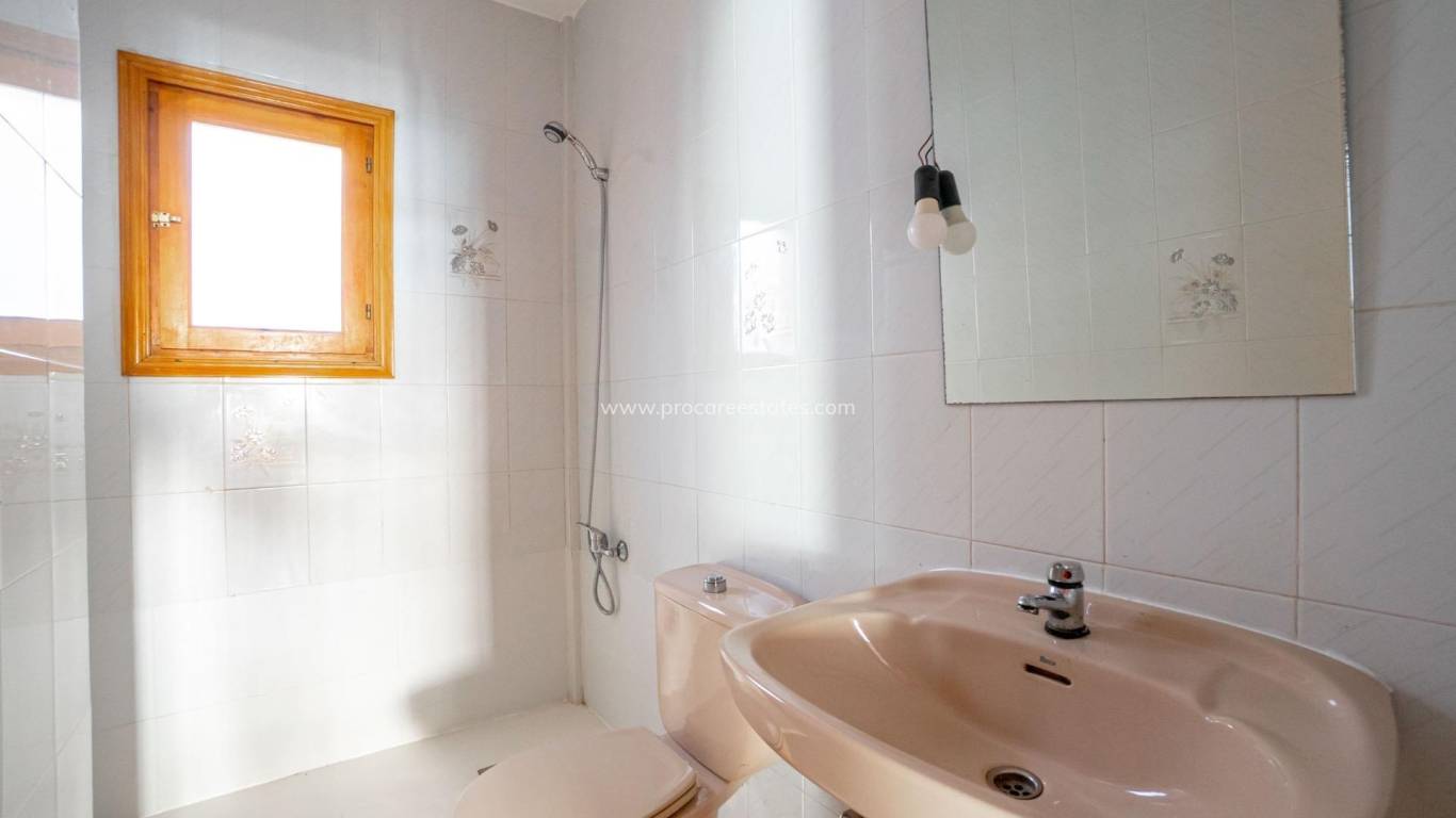 Resale - Apartment - Torrevieja - La Siesta - El Salado - Torreta