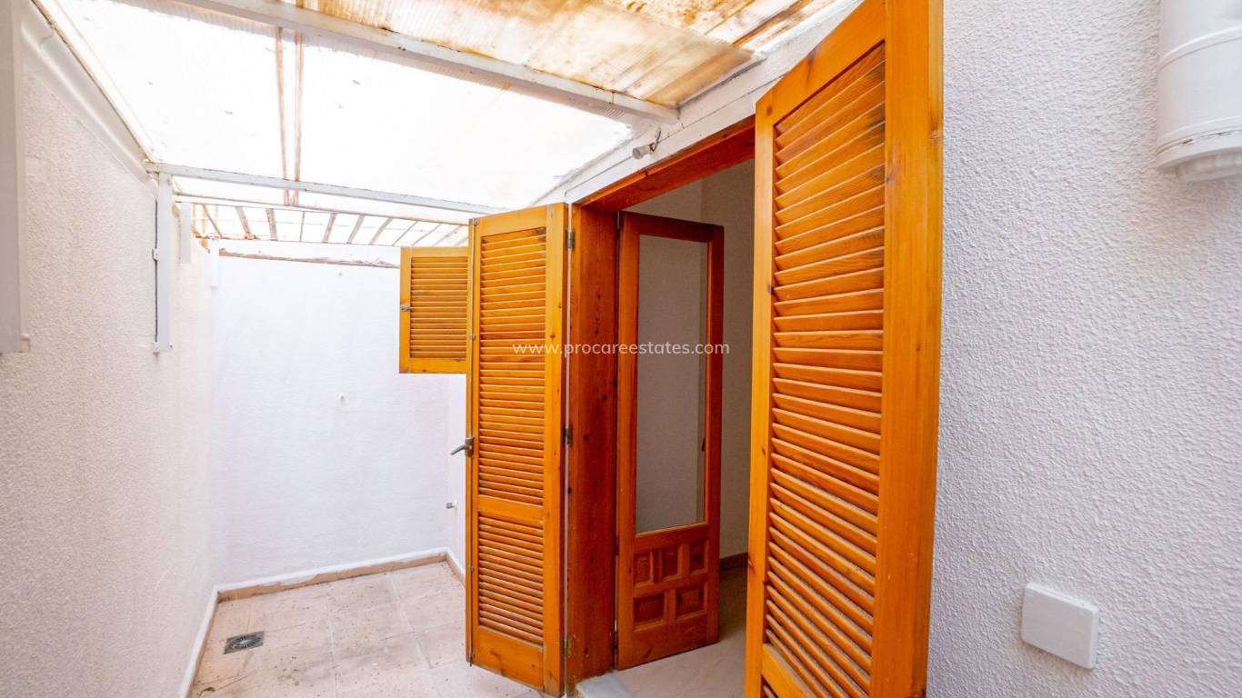Resale - Apartment - Torrevieja - La Siesta - El Salado - Torreta