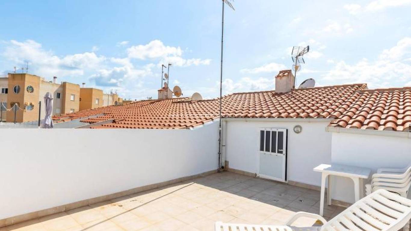 Resale - Apartment - Torrevieja - La Siesta - San Luis