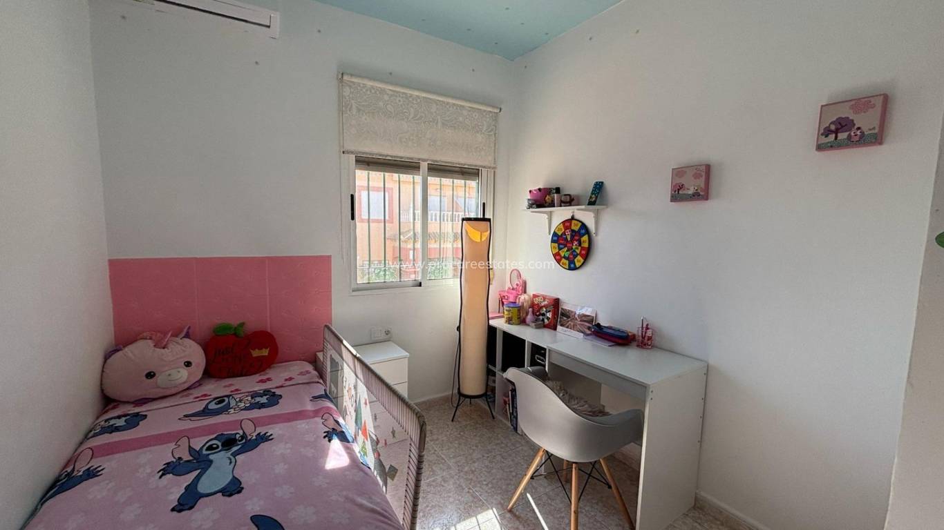 Resale - Apartment - Torrevieja - La Siesta - San Luis