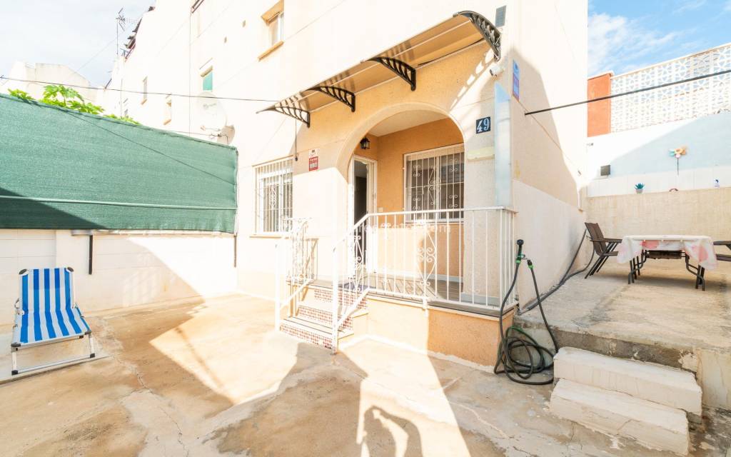 Resale - Apartment - Torrevieja - Los Balcones