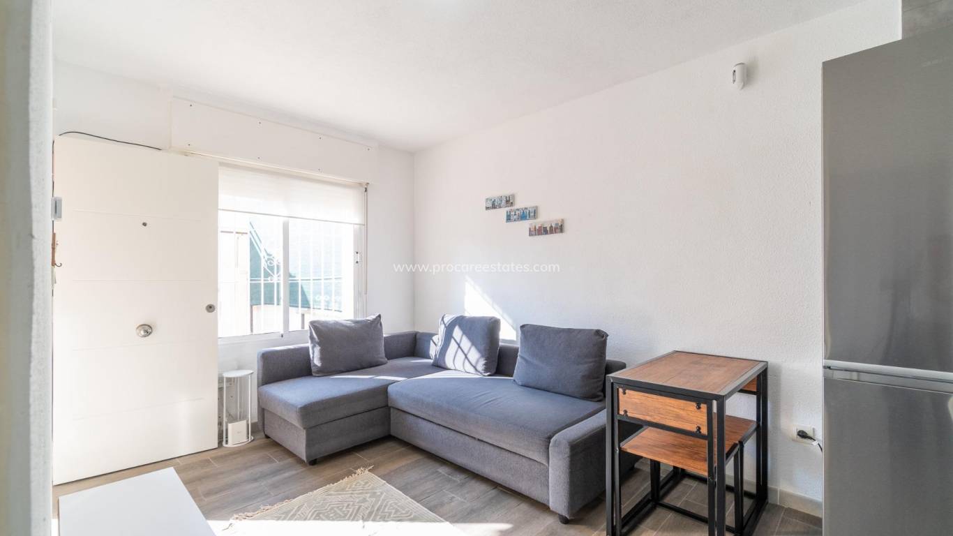 Resale - Apartment - Torrevieja - Los Balcones