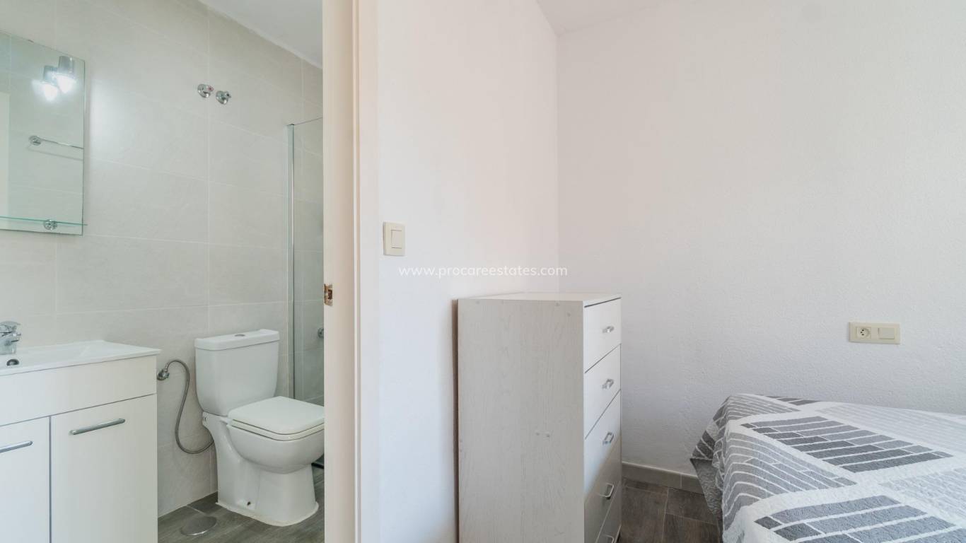 Resale - Apartment - Torrevieja - Los Balcones