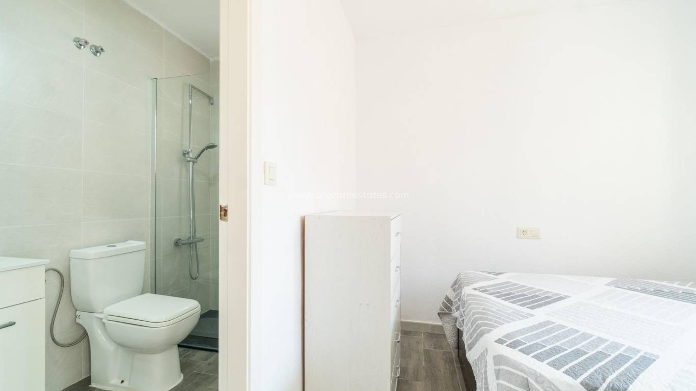 Resale - Apartment - Torrevieja - Los Balcones