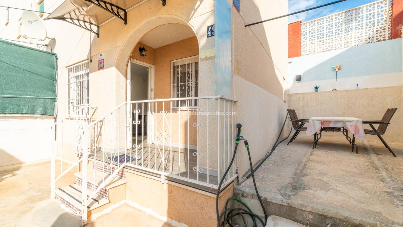 Resale - Apartment - Torrevieja - Los Balcones