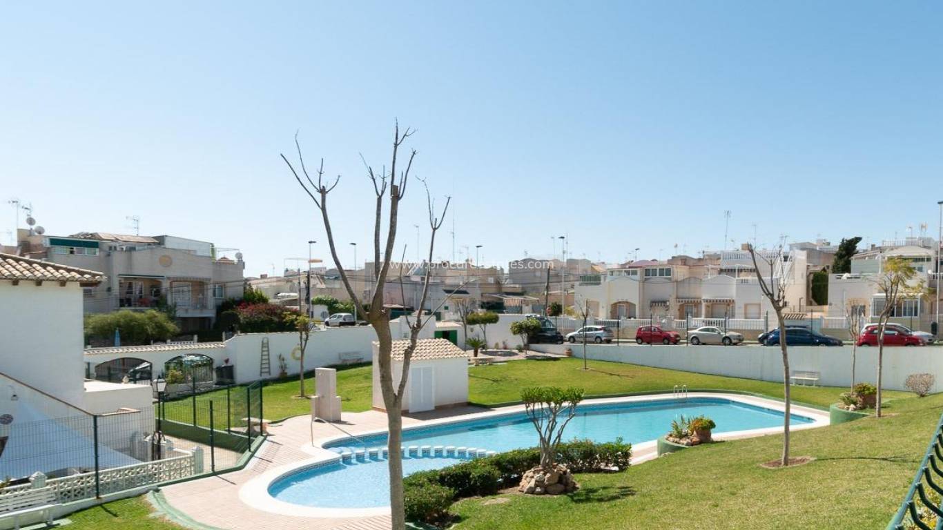Resale - Apartment - Torrevieja - Los Balcones