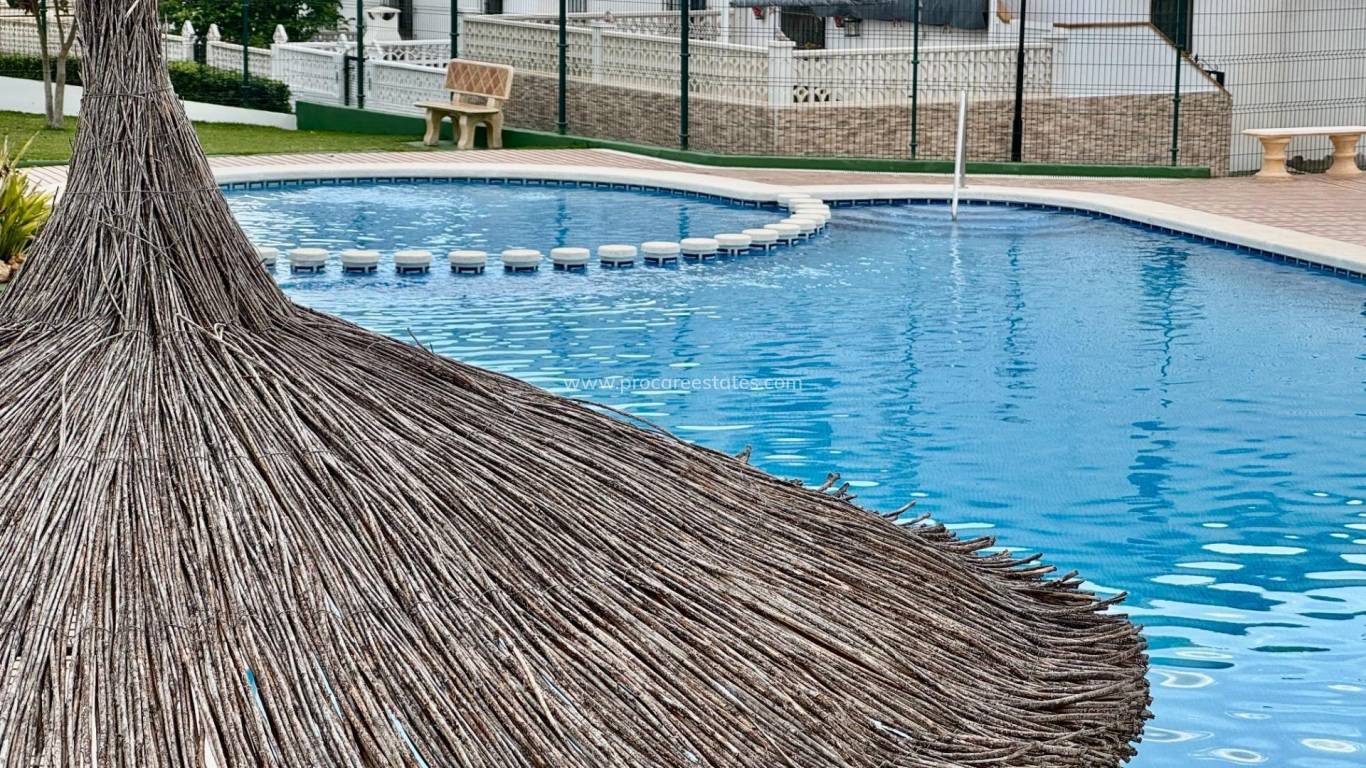 Resale - Apartment - Torrevieja - Los Balcones