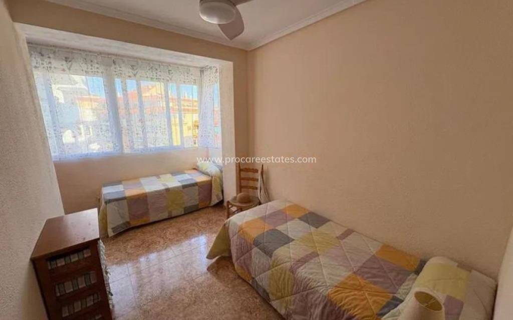 Resale - Apartment - Torrevieja - Los Europeos