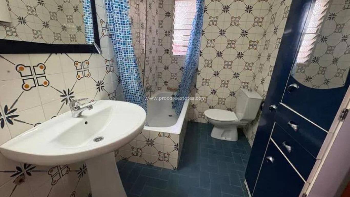 Resale - Apartment - Torrevieja - Los Europeos