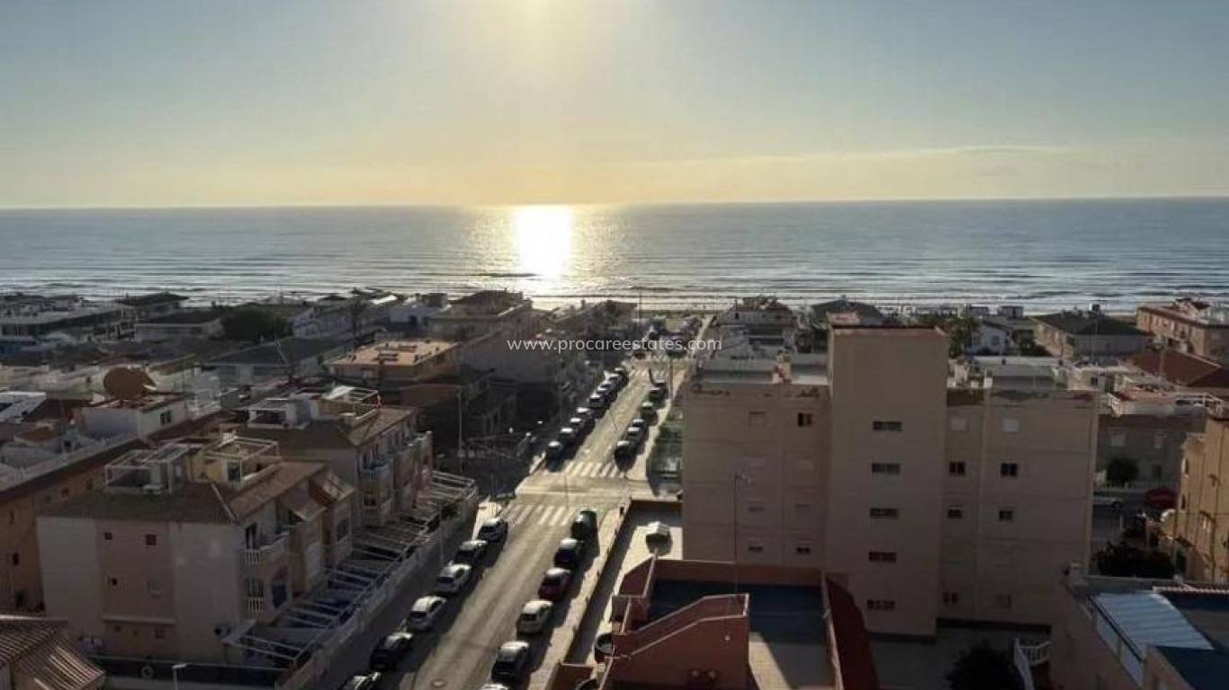 Resale - Apartment - Torrevieja - Los Europeos