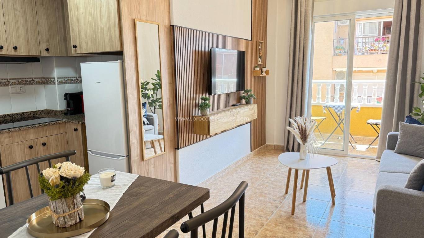 Resale - Apartment - Torrevieja - Los Europeos