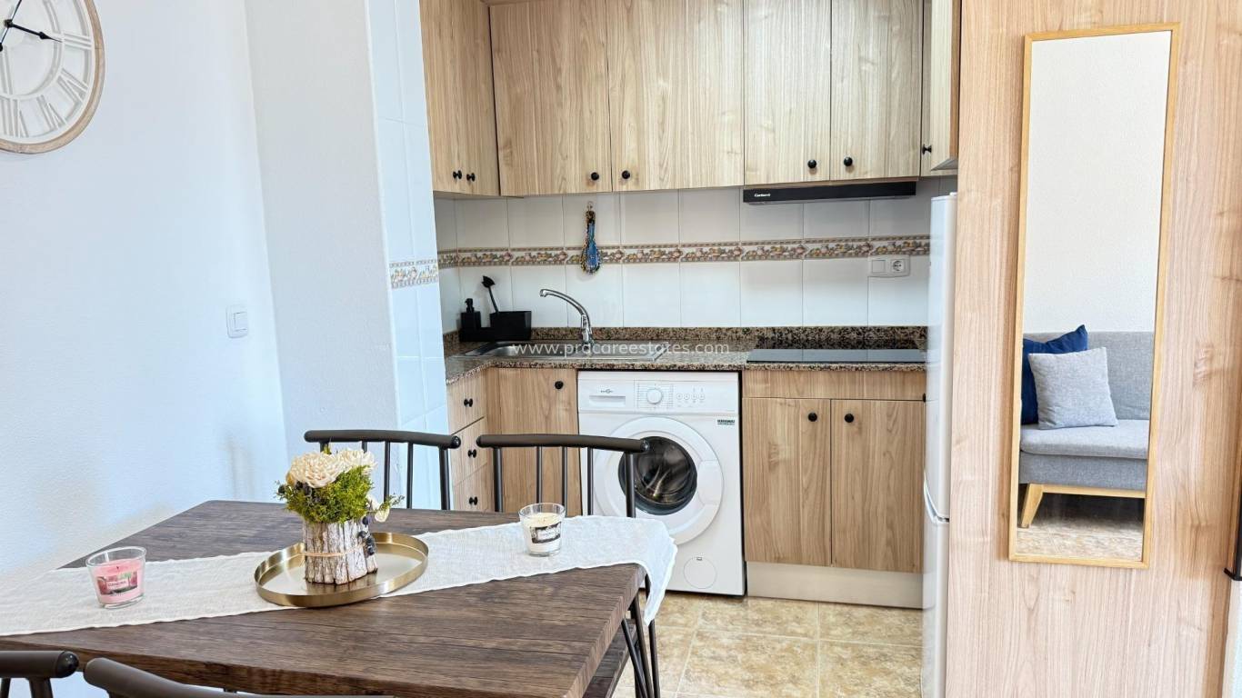 Resale - Apartment - Torrevieja - Los Europeos