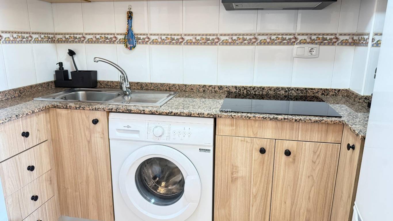 Resale - Apartment - Torrevieja - Los Europeos