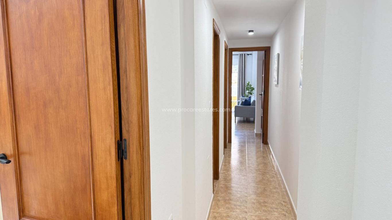 Resale - Apartment - Torrevieja - Los Europeos