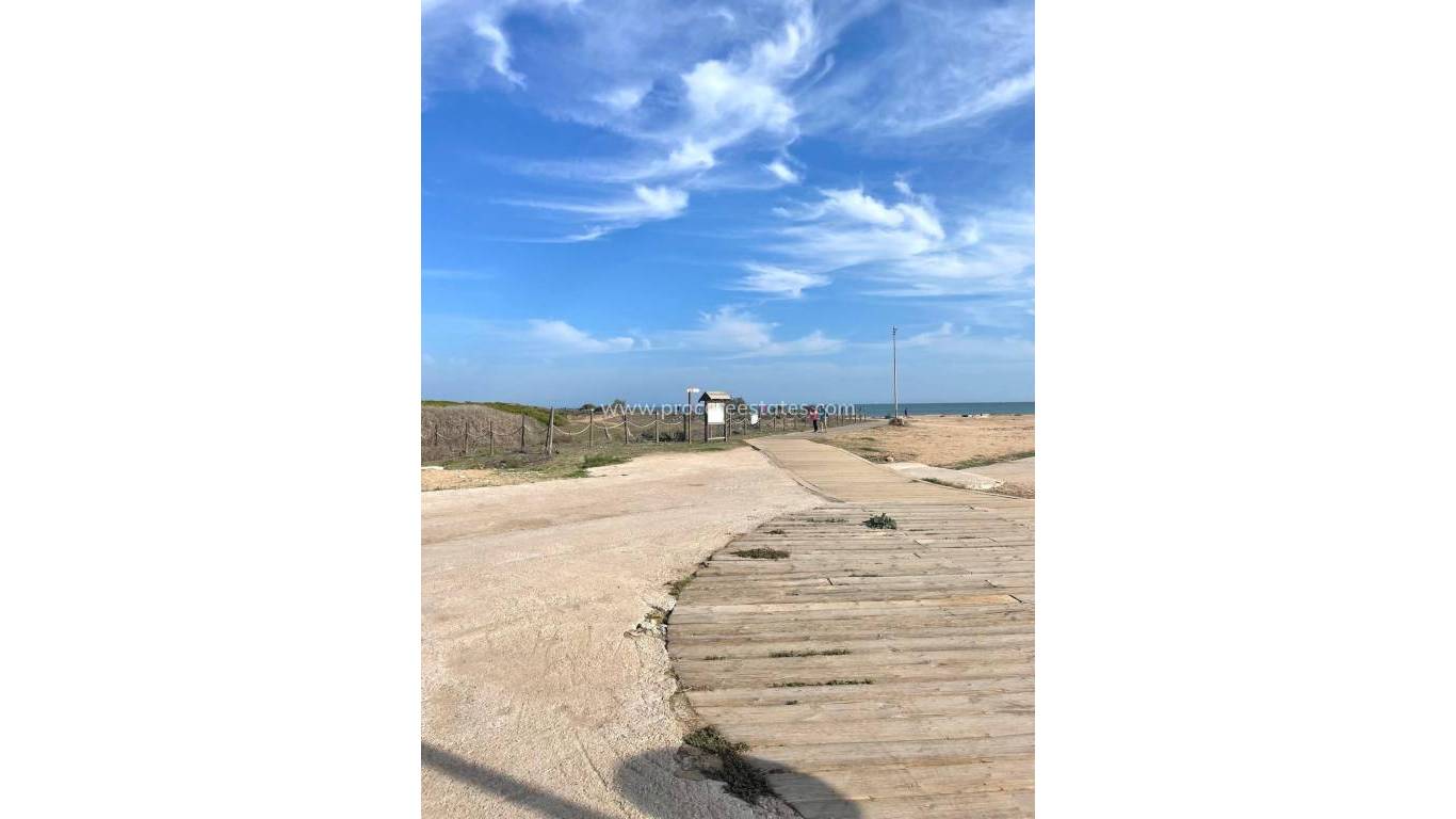 Resale - Apartment - Torrevieja - Los Europeos