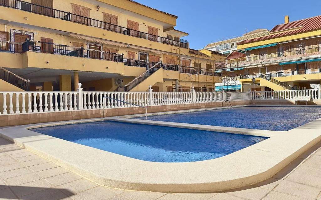 Resale - Apartment - Torrevieja - Los Europeos
