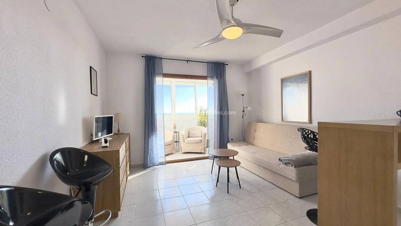 Resale - Apartment - Torrevieja - Los Europeos