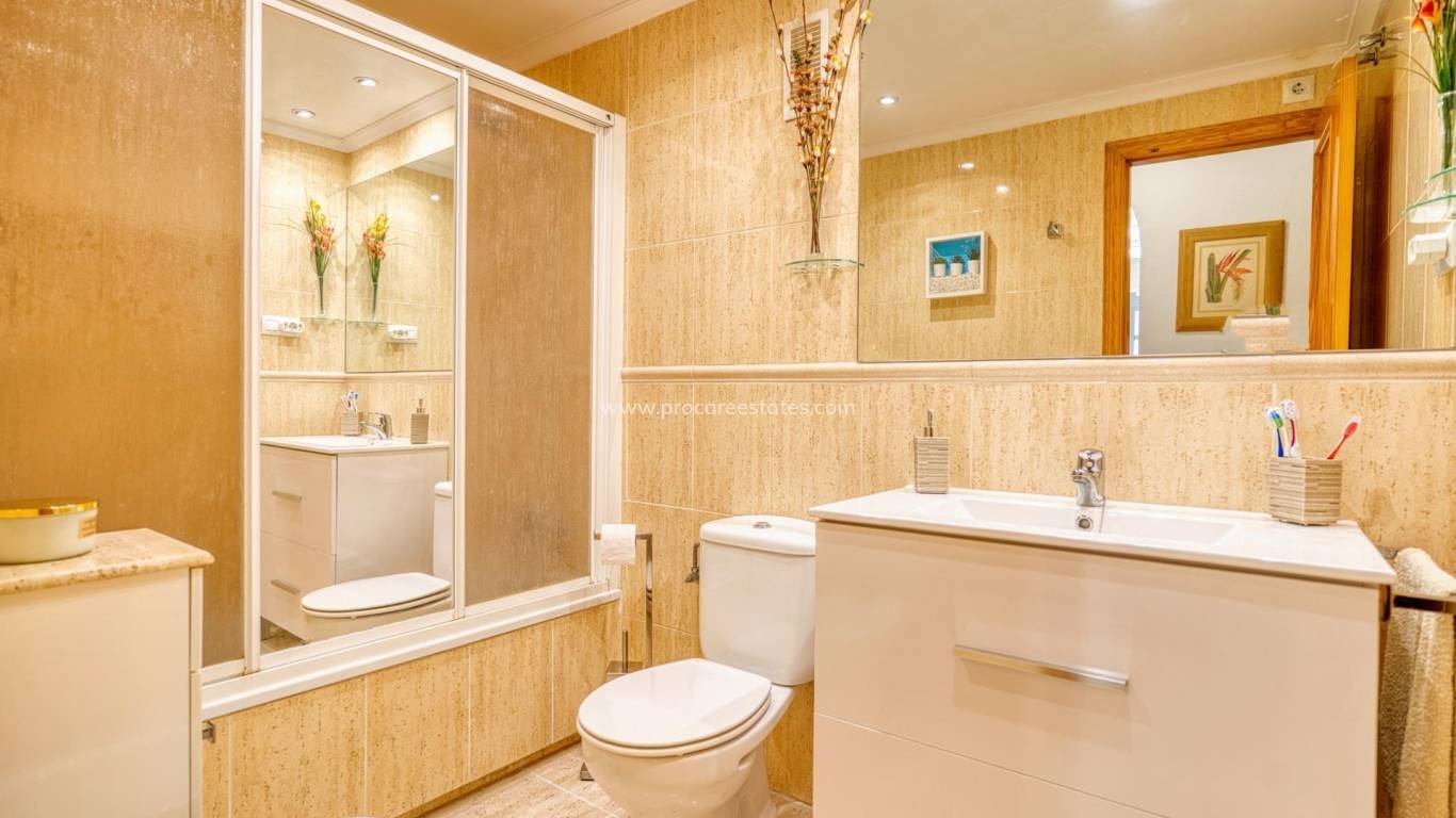Resale - Apartment - Torrevieja - Los Europeos