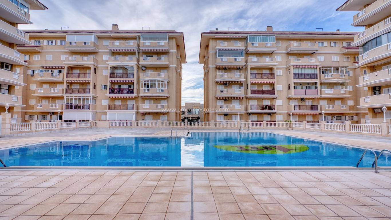 Resale - Apartment - Torrevieja - Los Europeos