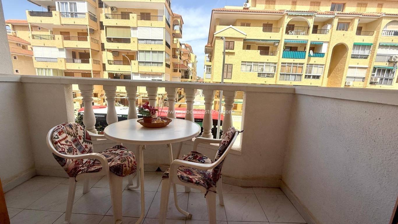 Resale - Apartment - Torrevieja - Los Europeos