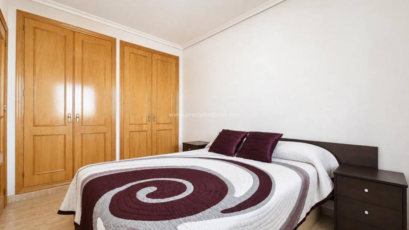 Resale - Apartment - Torrevieja - Los Europeos