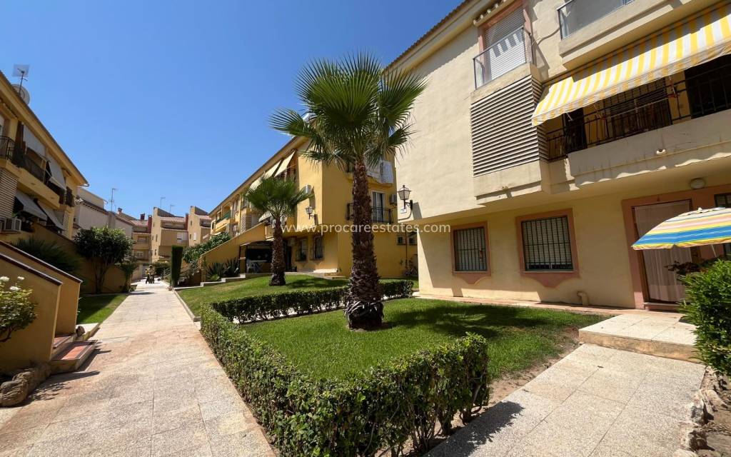 Resale - Apartment - Torrevieja - Mar Azul