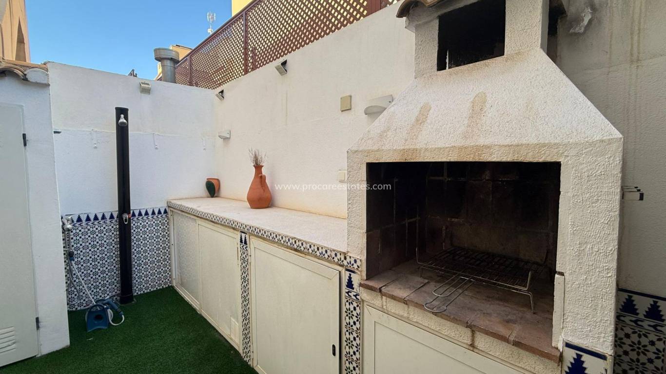 Resale - Apartment - Torrevieja - Miramar - Torre del Moro