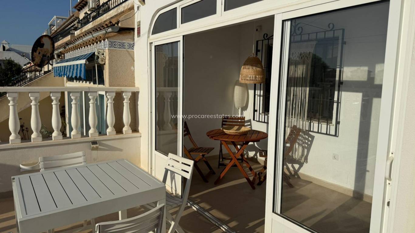 Resale - Apartment - Torrevieja - Miramar - Torre del Moro