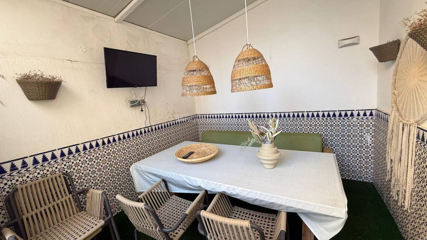 Resale - Apartment - Torrevieja - Miramar - Torre del Moro