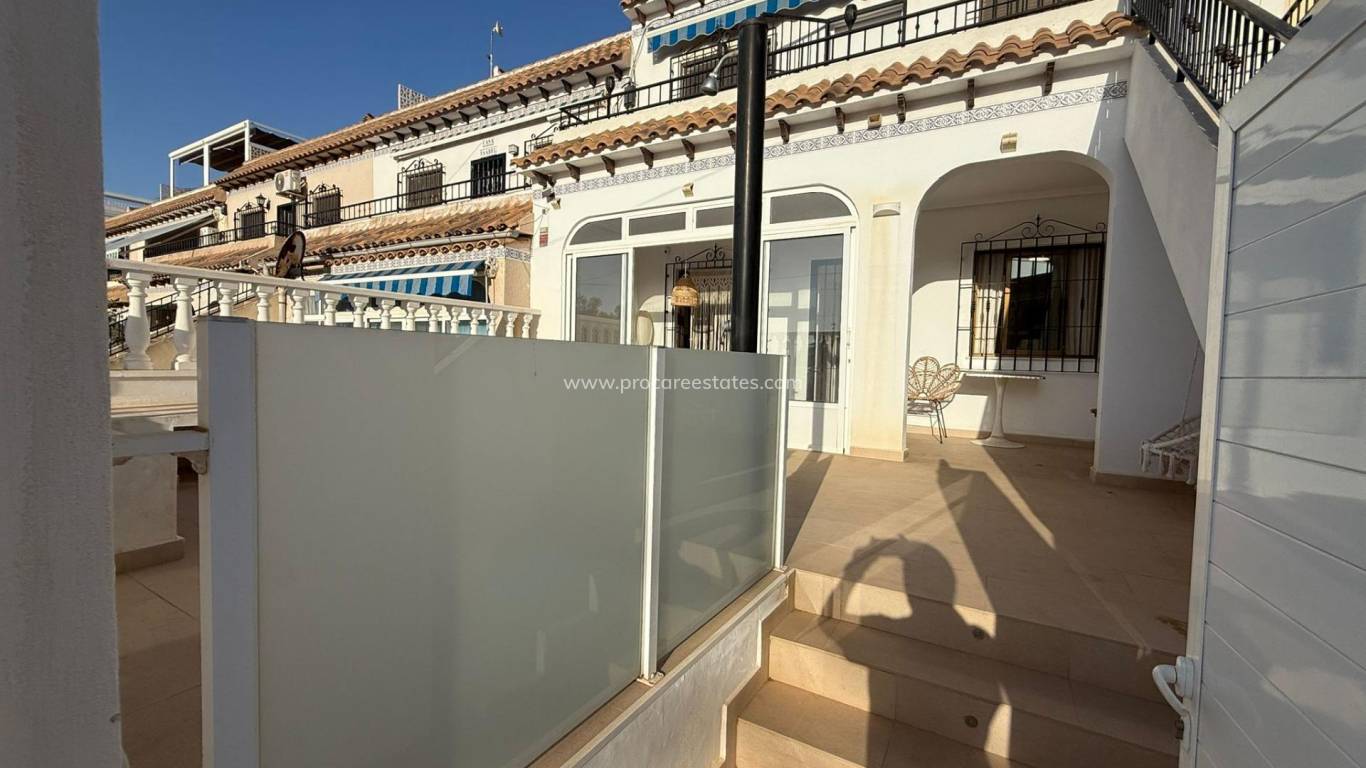Resale - Apartment - Torrevieja - Miramar - Torre del Moro