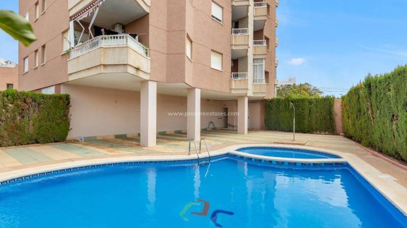 Resale - Apartment - Torrevieja - Nueva Torrevieja