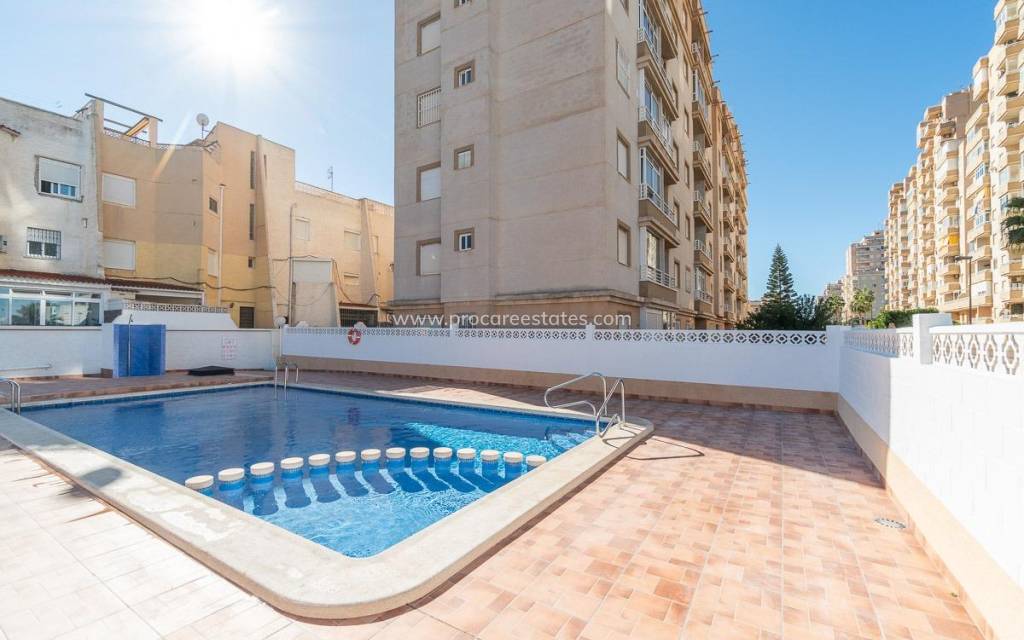 Resale - Apartment - Torrevieja - Nueva Torrevieja