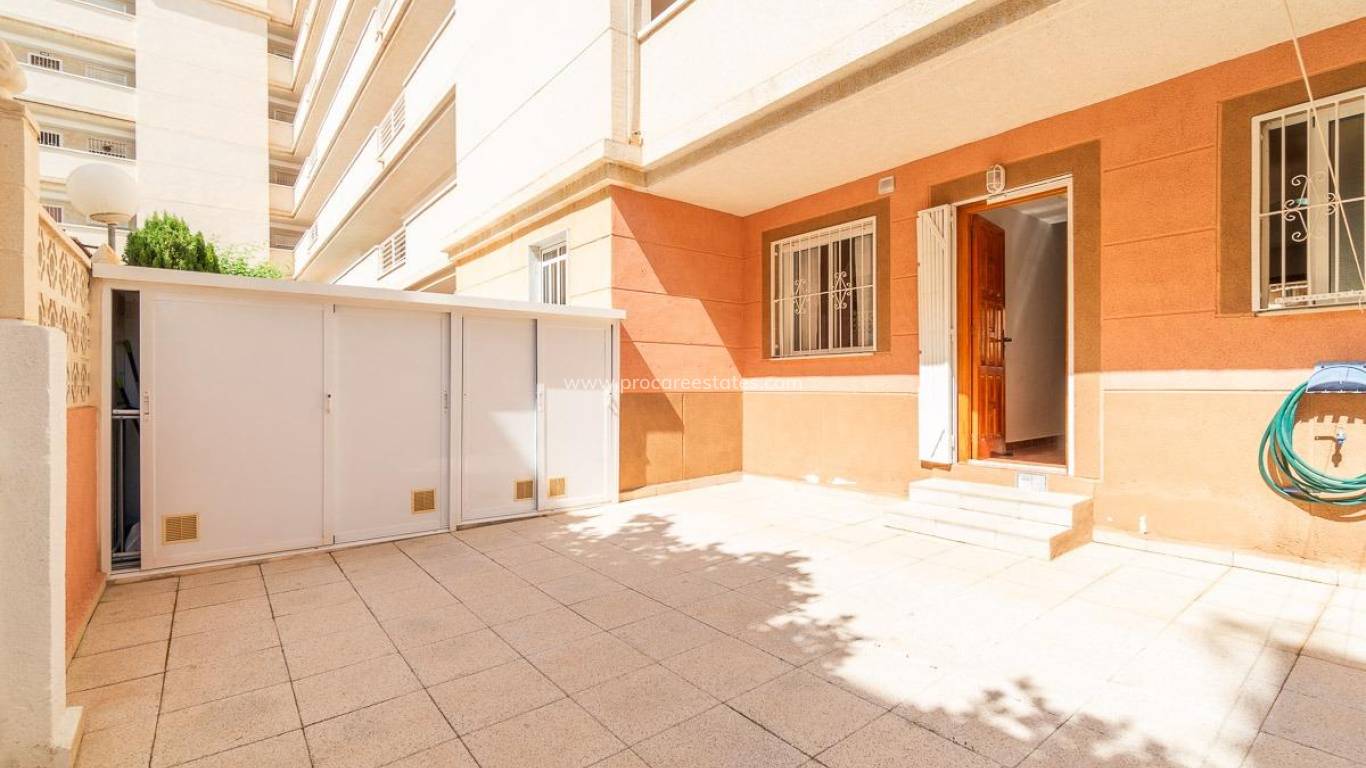 Resale - Apartment - Torrevieja - Nueva Torrevieja