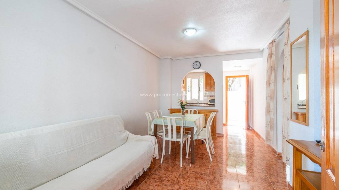 Resale - Apartment - Torrevieja - Nueva Torrevieja