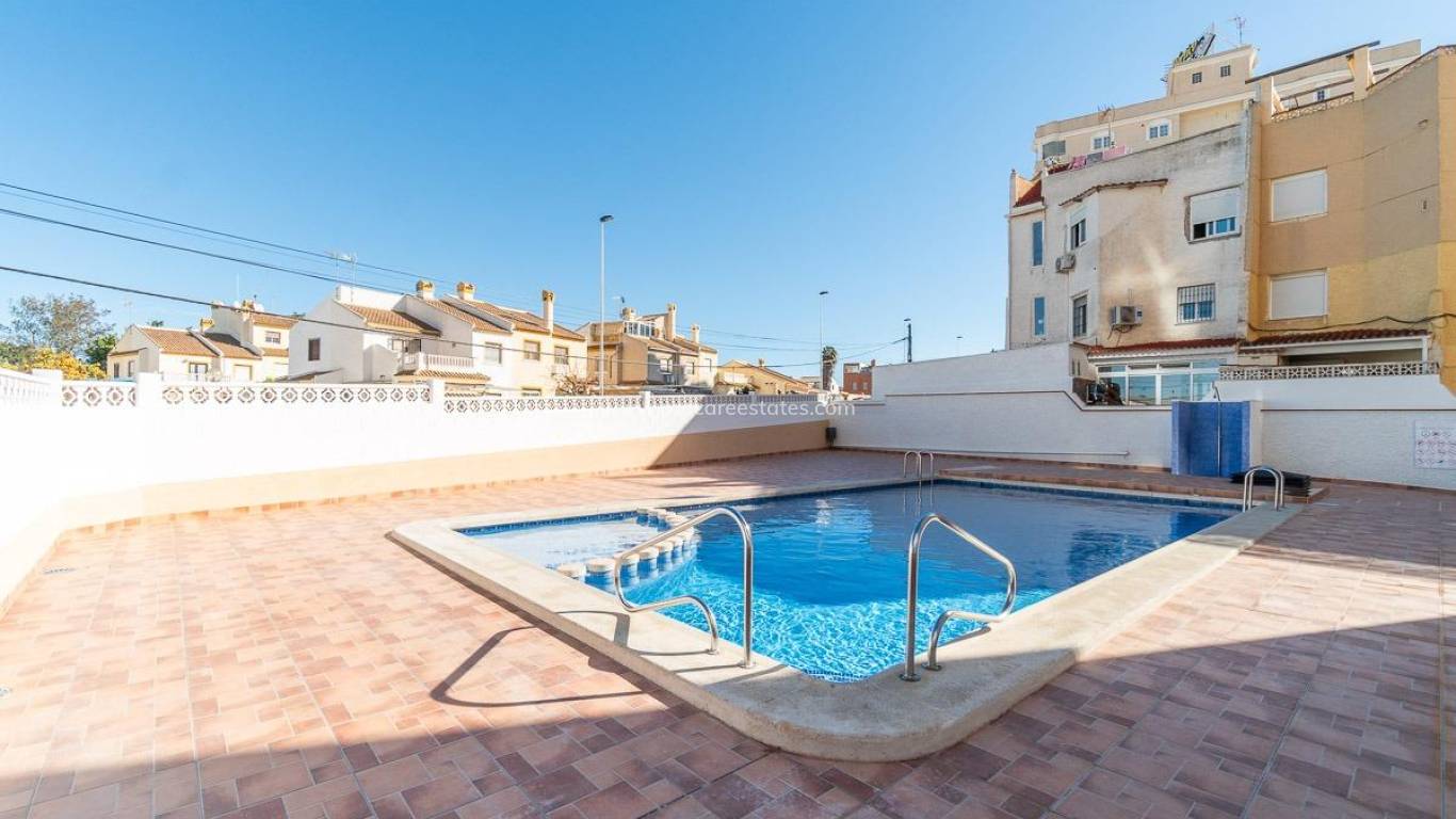 Resale - Apartment - Torrevieja - Nueva Torrevieja