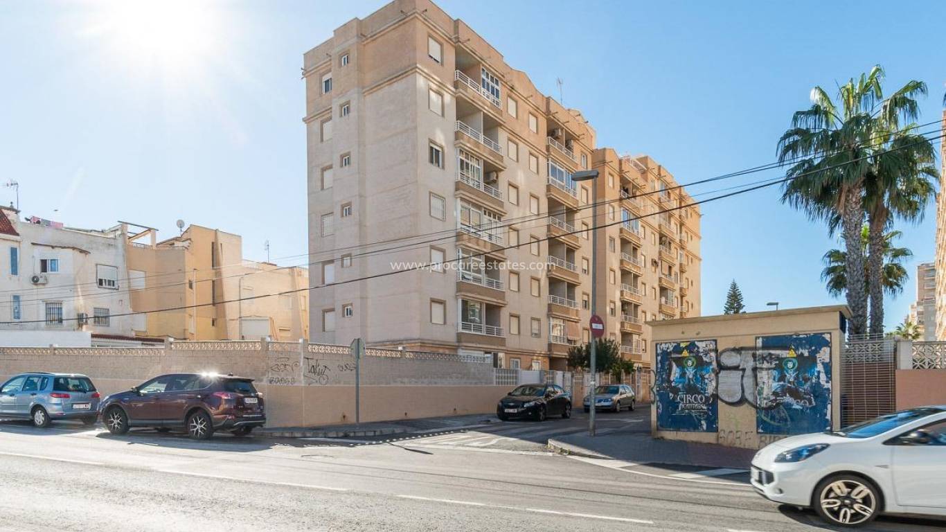 Resale - Apartment - Torrevieja - Nueva Torrevieja