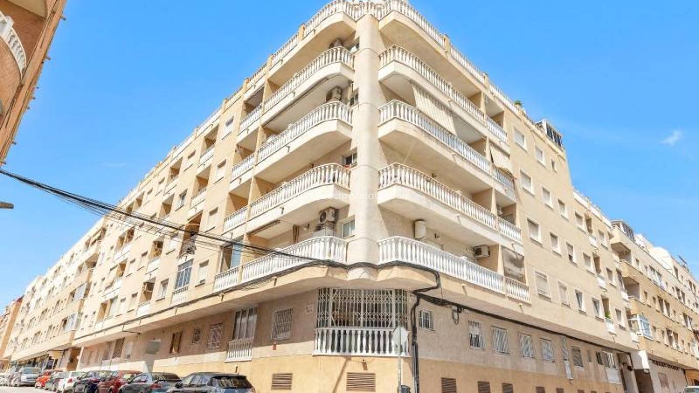 Resale - Apartment - Torrevieja - Nueva Torrevieja