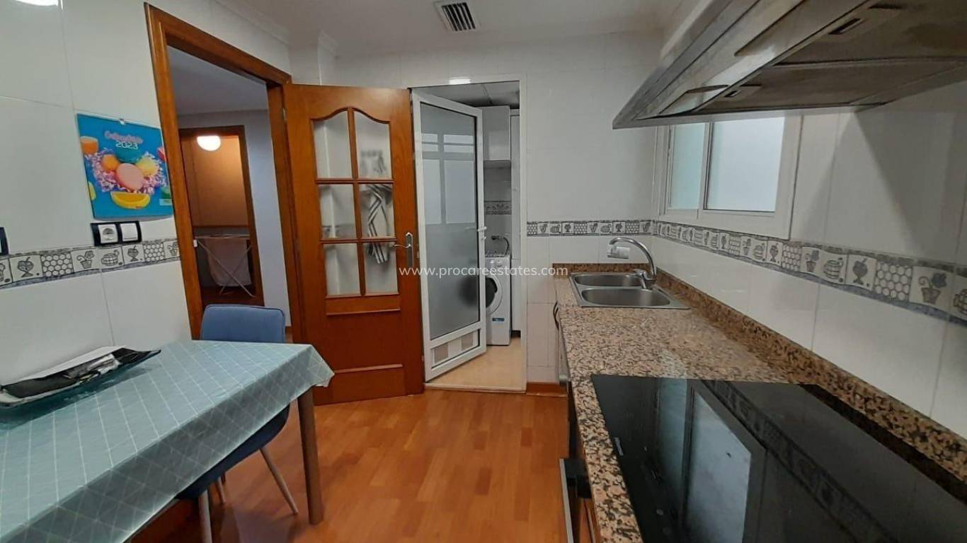 Resale - Apartment - Torrevieja - Nueva Torrevieja