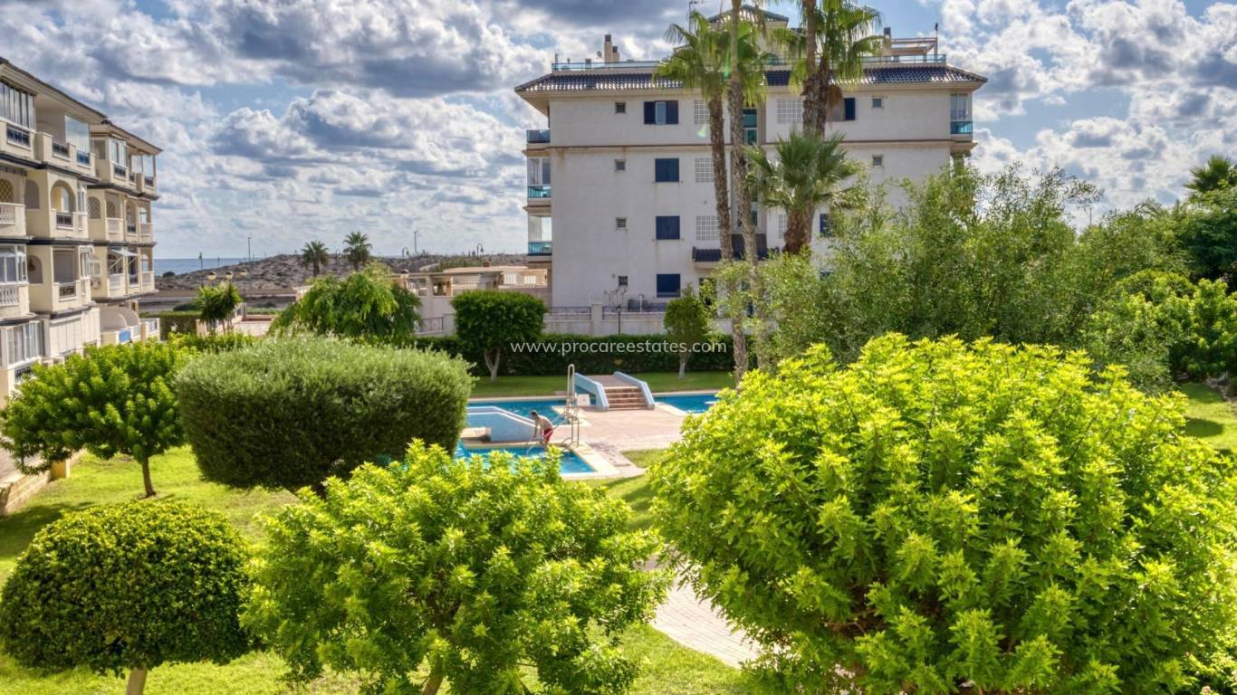 Resale - Apartment - Torrevieja - Parque Acuático - Sector 25