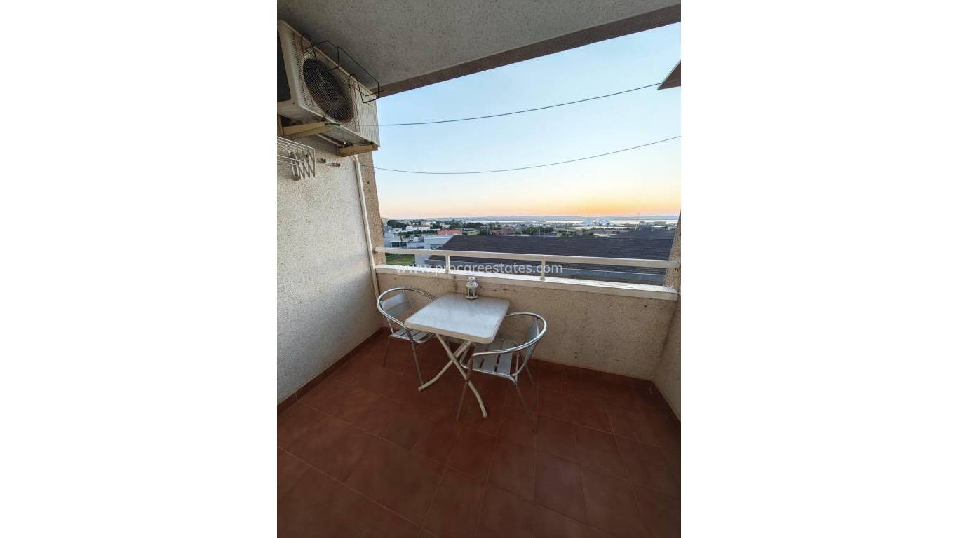 Resale - Apartment - Torrevieja - Parque de las Naciones