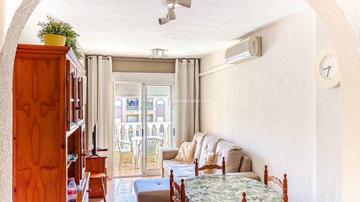 Resale - Apartment - Torrevieja - Parque de las Naciones