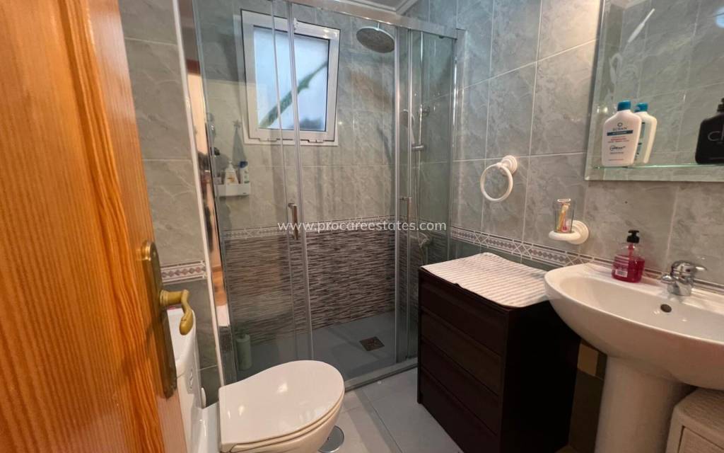 Resale - Apartment - Torrevieja - Parque de las Naciones