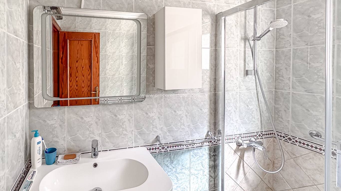 Resale - Apartment - Torrevieja - Parque de las Naciones